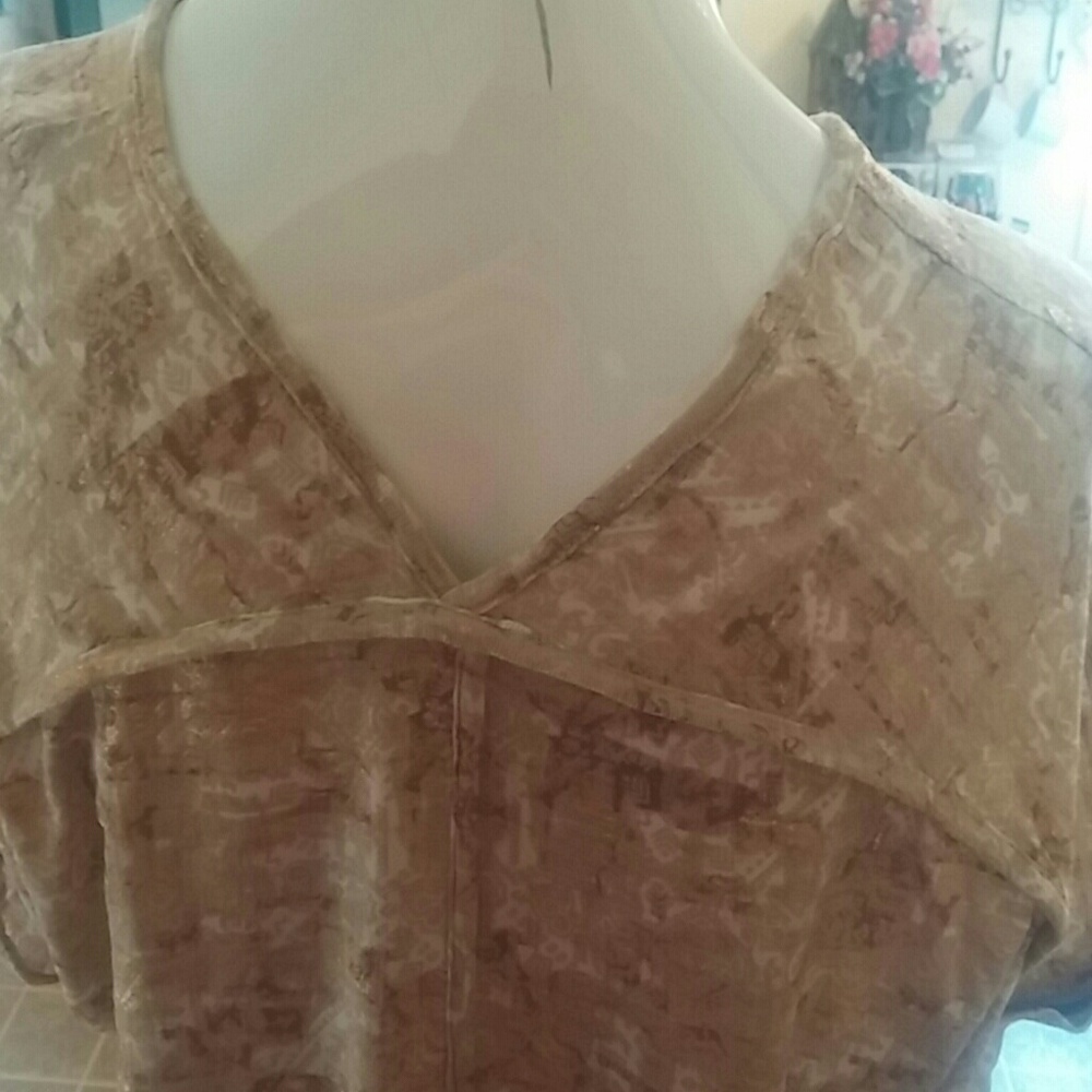 Cato Top - Picture 4 of 6